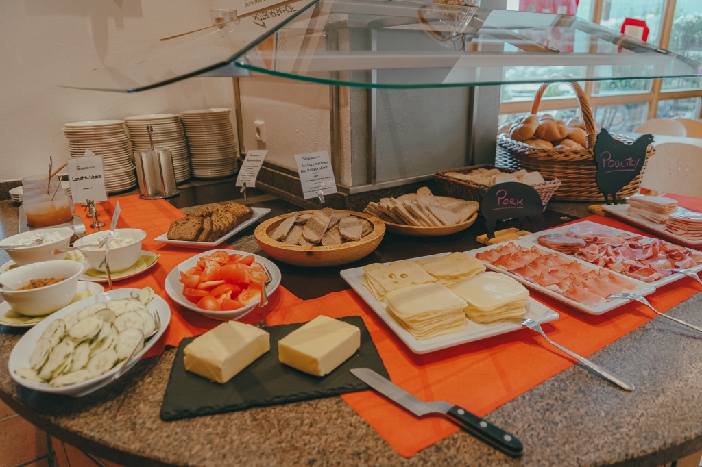 Village Camps International Summer Camp Zell am See, Austria 2025-07-26 https://www.villagecamps.com/journals_admin/images/2447-2039-04_06_2022_Village_Camp_Zell_am_See_First_Day_04.jpg