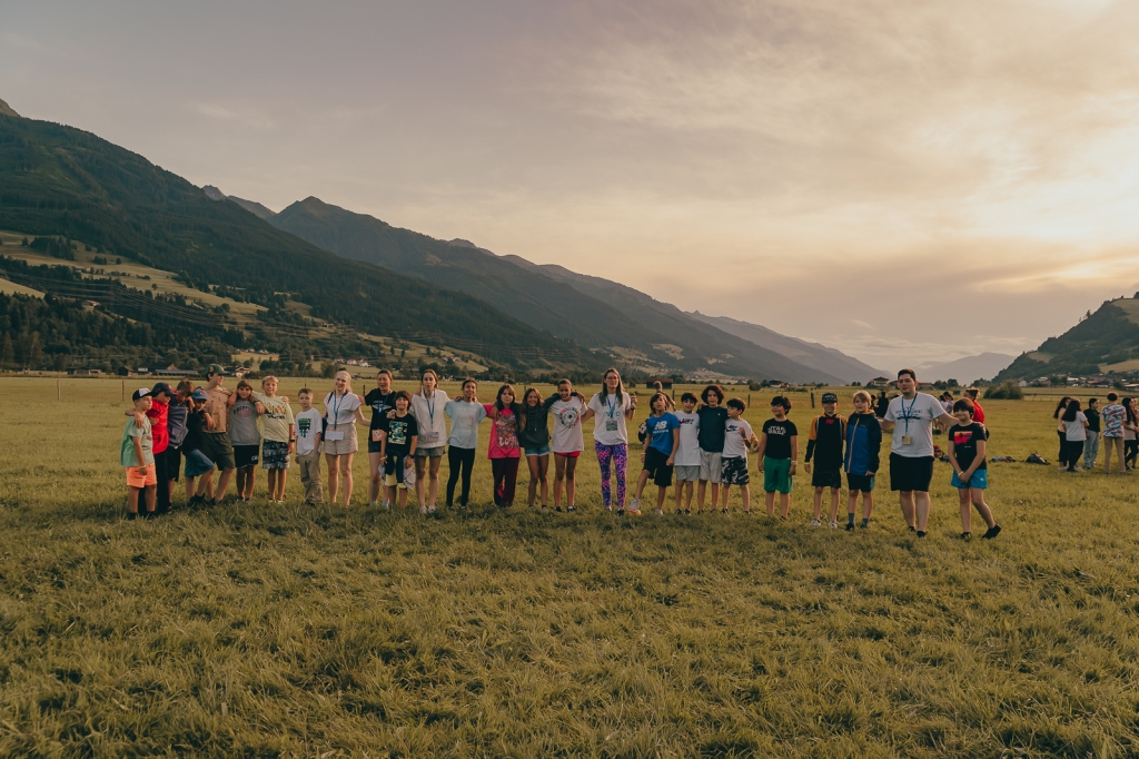 Village Camps International Summer Camp Zell am See, Austria 2025-07-26 https://www.villagecamps.com/journals_admin/images/2447-2097-04_06_2022_Village_Camp_Zell_am_See_First_Day_135.jpg