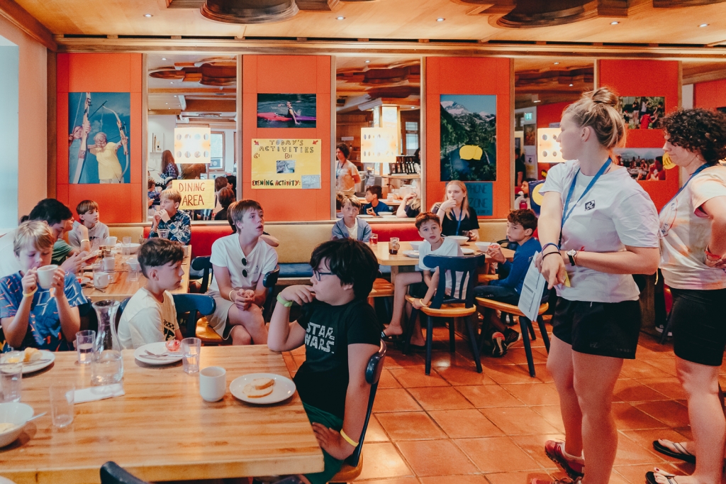 Village Camps International Summer Camp Zell am See, Austria 2025-07-26 https://www.villagecamps.com/journals_admin/images/2448-3306-05_06_2022_Village_Camp_Zell_am_See_Second_Day_06.jpg