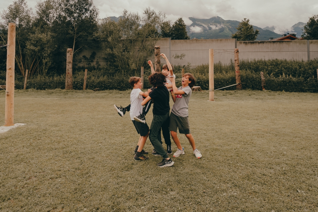 Village Camps International Summer Camp Zell am See, Austria 2025-07-26 https://www.villagecamps.com/journals_admin/images/2448-3337-05_06_2022_Village_Camp_Zell_am_See_Second_Day_74.jpg