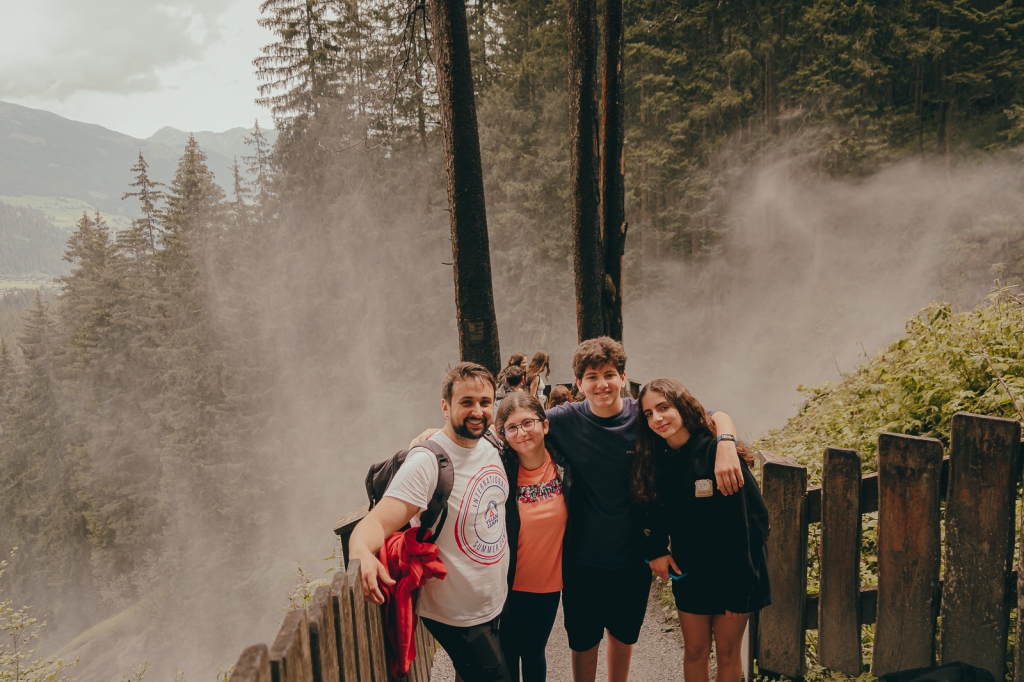 Village Camps International Summer Camp Zell am See, Austria 2025-07-26 https://www.villagecamps.com/journals_admin/images/2450-5622-07_07_2022_Village_Camp_Zell_am_See_4th_day_13.jpg