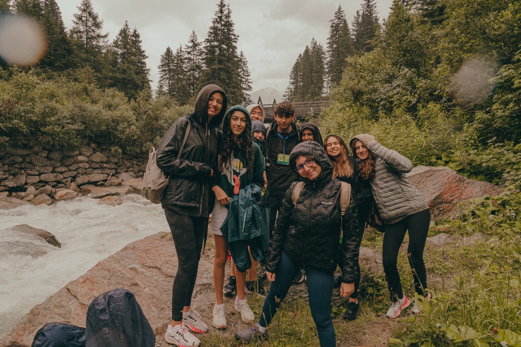 Village Camps International Summer Camp Zell am See, Austria 2025-07-26 https://www.villagecamps.com/journals_admin/images/2450-5638-07_07_2022_Village_Camp_Zell_am_See_4th_day_34.jpg