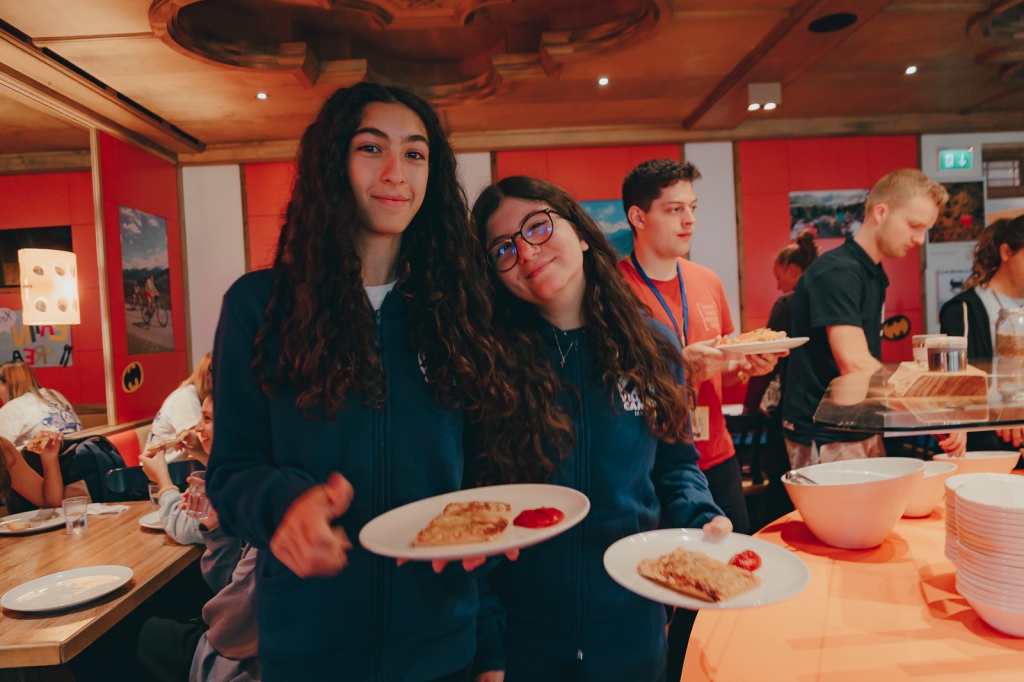 Village Camps International Summer Camp Zell am See, Austria 2025-07-26 https://www.villagecamps.com/journals_admin/images/2452-4758-09_07_2022_Village_Camp_Zell_Am_See_6th_Day_13.jpg