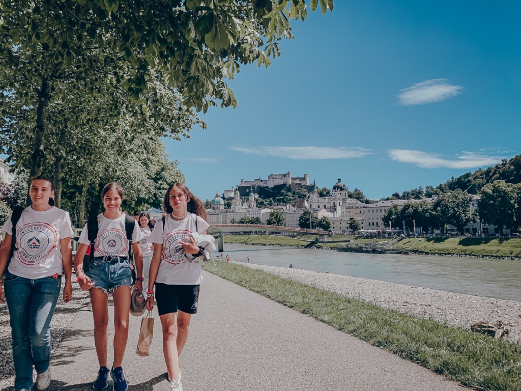 Village Camps International Summer Camp Zell am See, Austria 2025-07-26 https://www.villagecamps.com/journals_admin/images/2456-7668-13_07_2022_Village_Camp_Zell_Am_10th_Day_06.jpg