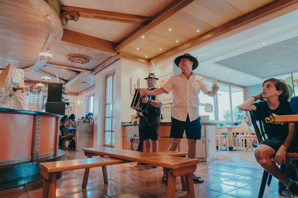 Village Camps International Summer Camp Zell am See, Austria 2026-07-05 https://www.villagecamps.com/journals_admin/images/2457-1986-14_07_2022_Village_Camp_Zell_Am_See_11th_Day_104.jpg