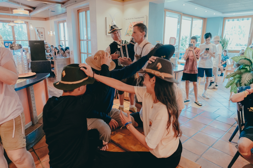 Village Camps International Summer Camp Zell am See, Austria 2025-07-26 https://www.villagecamps.com/journals_admin/images/2457-1988-14_07_2022_Village_Camp_Zell_Am_See_11th_Day_106.jpg