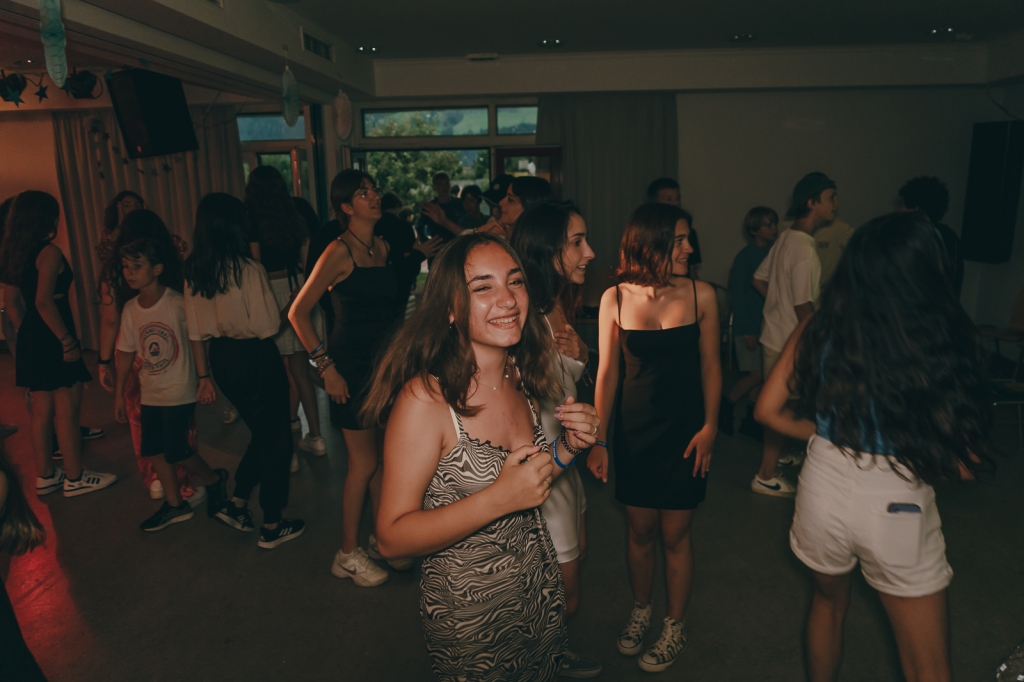 Village Camps International Summer Camp Zell am See, Austria 2026-07-05 https://www.villagecamps.com/journals_admin/images/2458-9347-15_07_2022_Village_Camp_Zell_Am_See_12th_Day_89.jpg