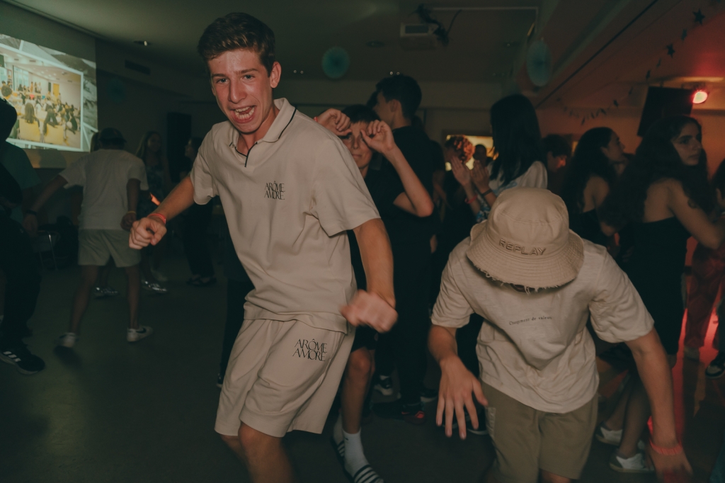 Village Camps International Summer Camp Zell am See, Austria 2025-07-26 https://www.villagecamps.com/journals_admin/images/2458-9348-15_07_2022_Village_Camp_Zell_Am_See_12th_Day_92.jpg