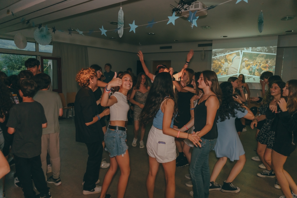 Village Camps International Summer Camp Zell am See, Austria 2026-07-05 https://www.villagecamps.com/journals_admin/images/2458-9350-15_07_2022_Village_Camp_Zell_Am_See_12th_Day_97.jpg Village Camps International Summer Camp Zell am See, Austria 2026-07-05 https://www.villagecamps.com/journals_admin/images/2458-9350-15_07_2022_Village_Camp_Zell_Am_See_12th_Day_97.jpg