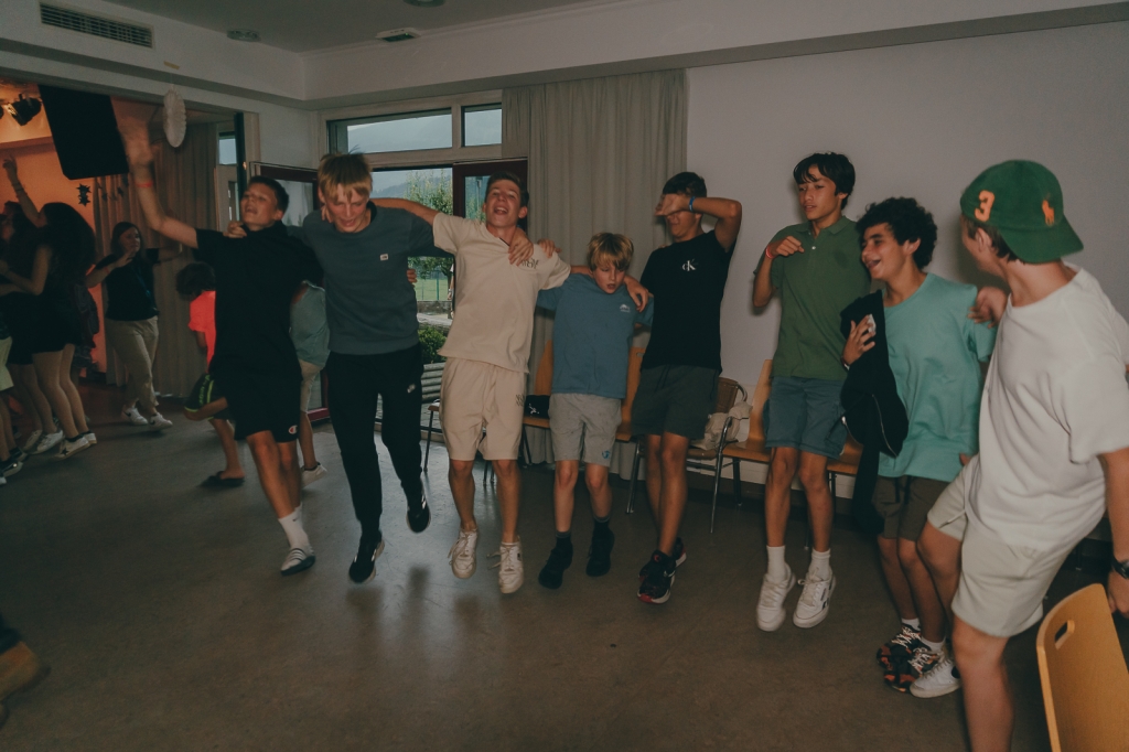 Village Camps International Summer Camp Zell am See, Austria 2026-07-05 https://www.villagecamps.com/journals_admin/images/2458-9353-15_07_2022_Village_Camp_Zell_Am_See_12th_Day_105.jpg