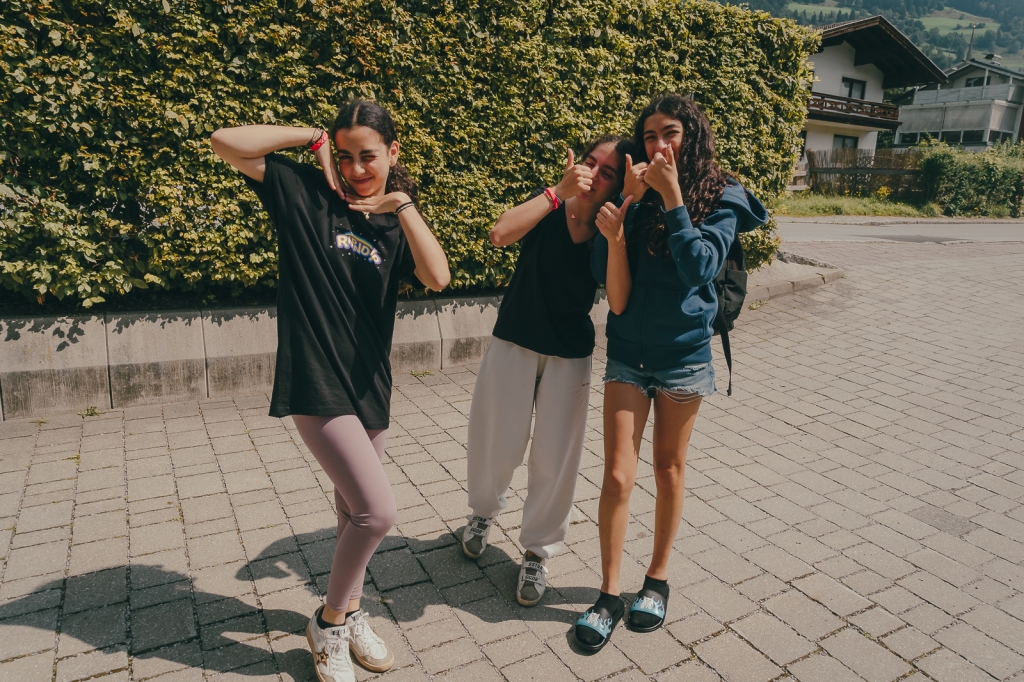 Village Camps International Summer Camp Zell am See, Austria 2025-07-26 https://www.villagecamps.com/journals_admin/images/2459-7449-16_07_2022_Village_Camp_Zell_Am_See_13th_Day_27.jpg