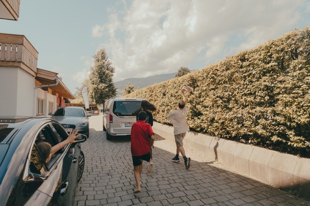 Village Camps International Summer Camp Zell am See, Austria 2025-07-26 https://www.villagecamps.com/journals_admin/images/2459-7452-16_07_2022_Village_Camp_Zell_Am_See_13th_Day_36.jpg