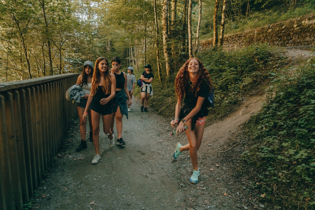 Village Camps International Summer Camp Zell am See, Austria 2025-07-26 https://www.villagecamps.com/journals_admin/images/2513-8877-19_07_2022_Village_Camp_Zell_Am_See_3rd_Day_107.jpg