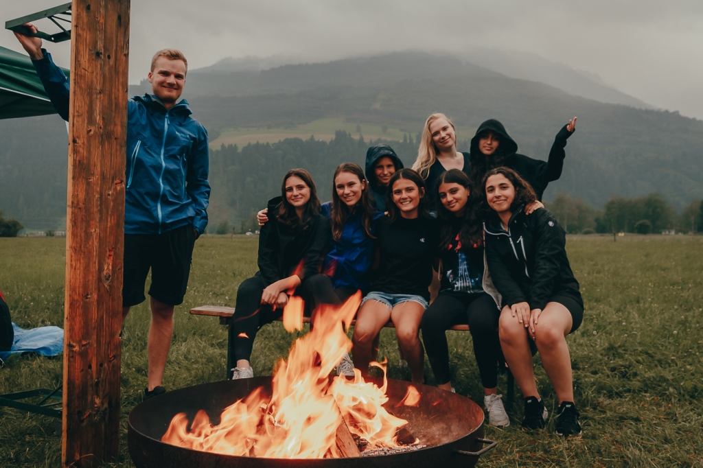 Village Camps International Summer Camp Zell am See, Austria 2025-07-26 https://www.villagecamps.com/journals_admin/images/2515-8459-21_07_2022_Village_Camp_Zell_Am_See_5th_Day_25.jpg