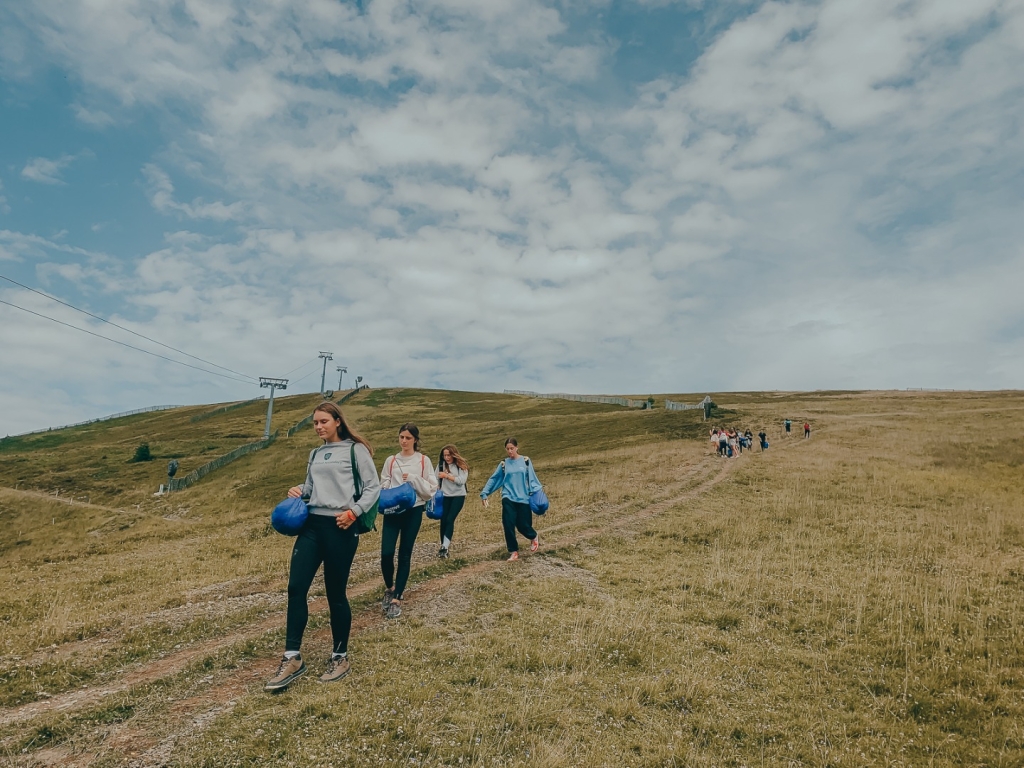 Village Camps International Summer Camp Zell am See, Austria 2025-07-26 https://www.villagecamps.com/journals_admin/images/2518-0551-24_07_2022_Village_Camp_Zell_Am_See_7th_Day_296.jpg