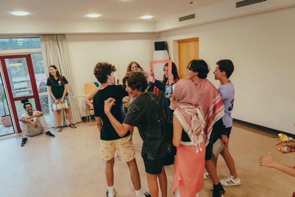 Village Camps International Summer Camp Zell am See, Austria 2025-07-26 https://www.villagecamps.com/journals_admin/images/2520-9459-26_07_2022_Village_Camp_Zell_Am_See_9th_Day_16.jpg