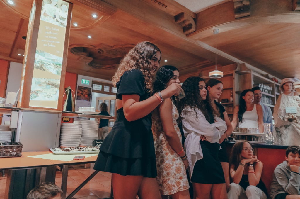Village Camps International Summer Camp Zell am See, Austria 2025-07-26 https://www.villagecamps.com/journals_admin/images/2523-9201-29_07_2022_Village_Camp_Zell_Am_See_12th_Day_38.jpg