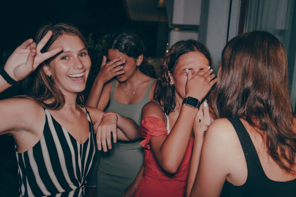 Village Camps International Summer Camp Zell am See, Austria 2025-07-26 https://www.villagecamps.com/journals_admin/images/2523-9236-29_07_2022_Village_Camp_Zell_Am_See_12th_Day_108.jpg