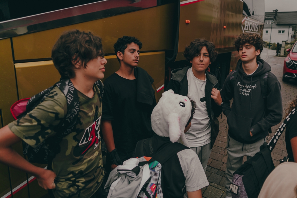 Village Camps International Summer Camp Zell am See, Austria 2025-07-26 https://www.villagecamps.com/journals_admin/images/2524-8696-30_07_2022_Village_Camp_Zell_Am_See_13th_Day_27.jpg