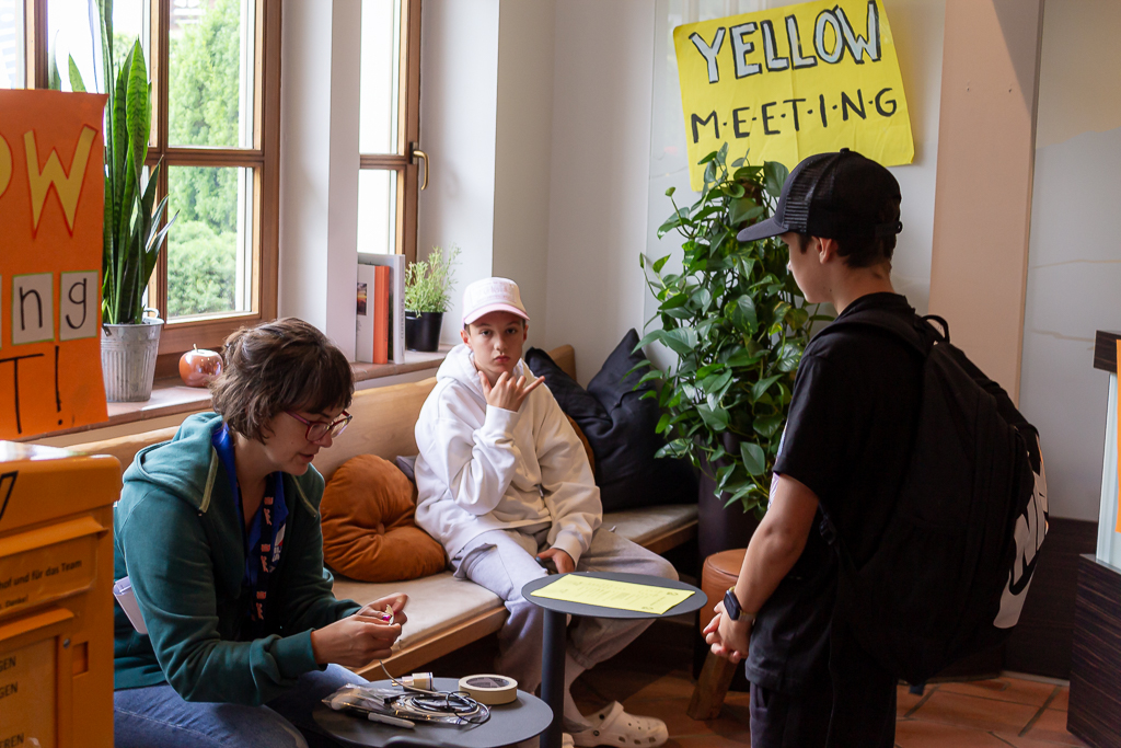 Village Camps International Summer Camp Zell am See, Austria 2026-07-05 https://www.villagecamps.com/journals_admin/images/2552-8073-02_07_2023_ARRIVAL_DAY_Austria_VC_David8Photography_26.jpg