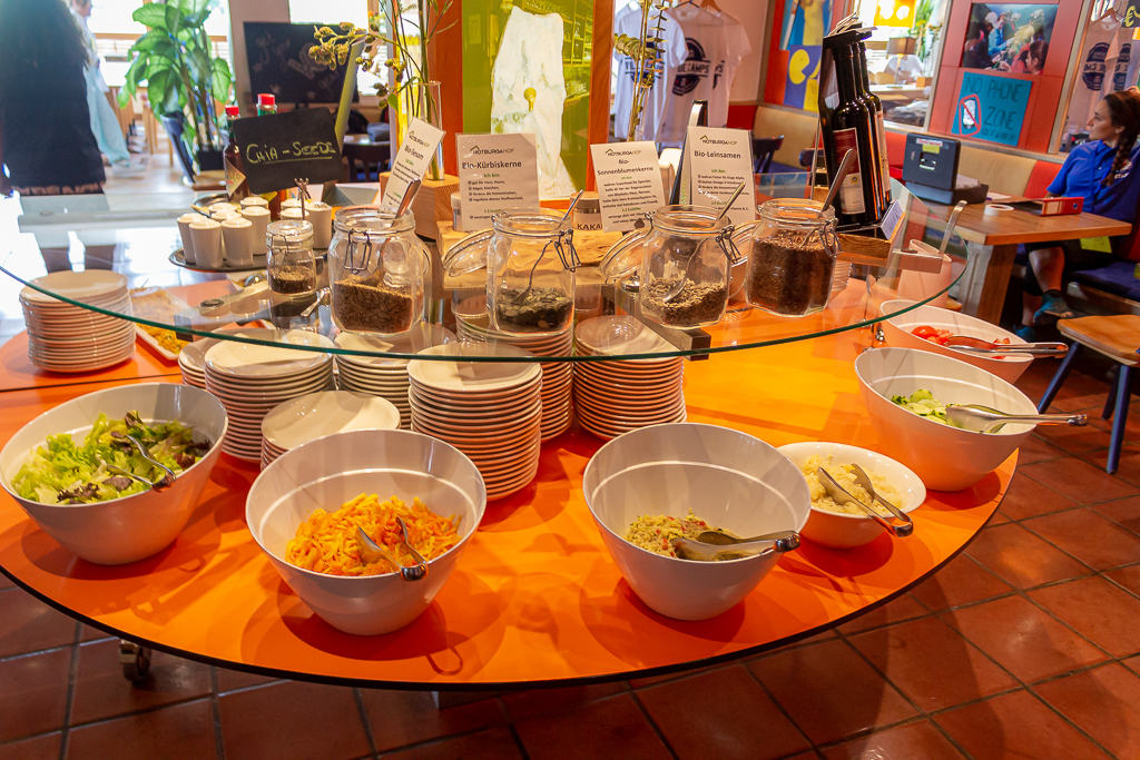 Village Camps International Summer Camp Zell am See, Austria 2025-07-26 https://www.villagecamps.com/journals_admin/images/2552-8082-02_07_2023_ARRIVAL_DAY_Austria_VC_David8Photography_76.jpg