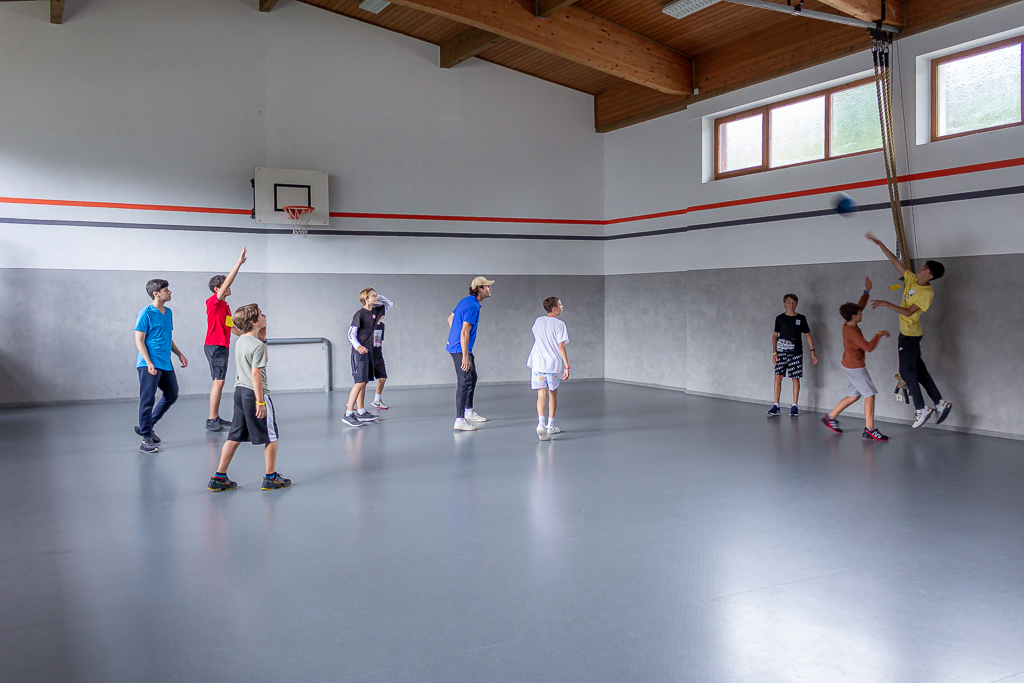 Village Camps International Summer Camp Zell am See, Austria 2026-07-05 https://www.villagecamps.com/journals_admin/images/2552-8106-02_07_2023_ARRIVAL_DAY_Austria_VC_David8Photography_114.jpg