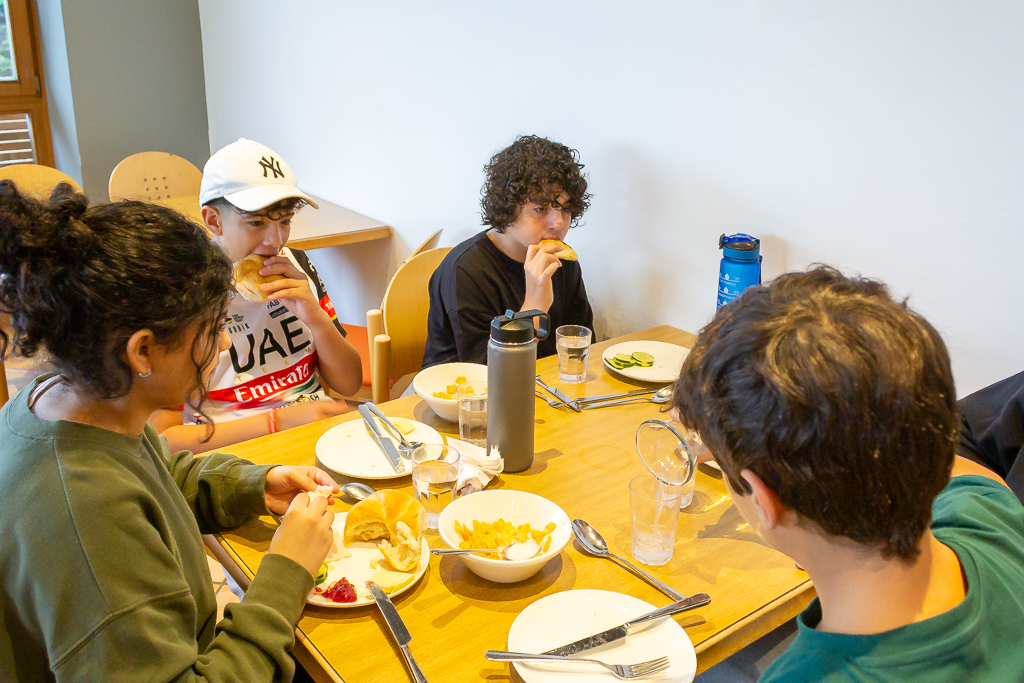 Village Camps International Summer Camp Zell am See, Austria 2025-07-26 https://www.villagecamps.com/journals_admin/images/2568-9796-03_07_2023_2ND_DAY_VC_David8Photography_17.jpg