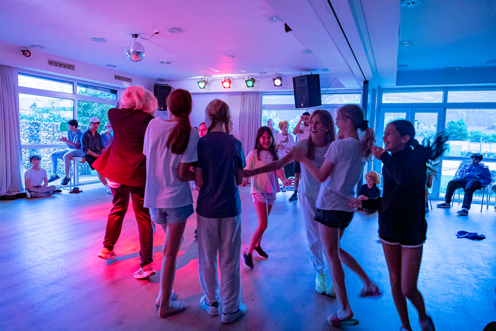 Village Camps International Summer Camp Zell am See, Austria 2025-07-26 https://www.villagecamps.com/journals_admin/images/2571-6930-06_07_2023_5th_Day_VC_David8Photography_152.jpg