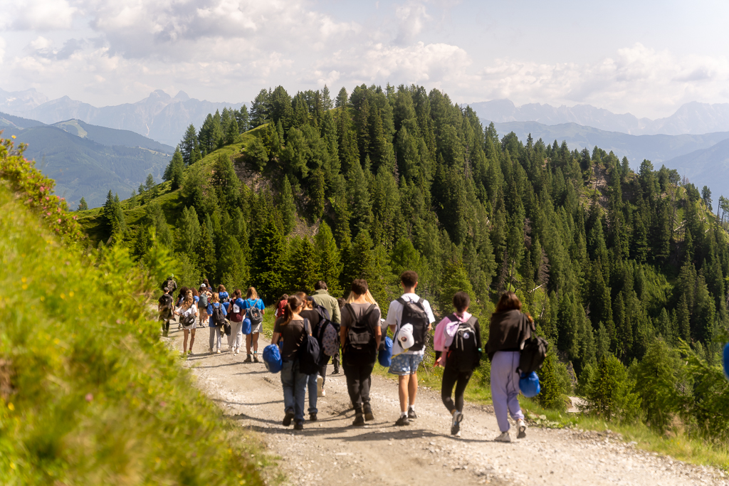 Village Camps International Summer Camp Zell am See, Austria 2025-07-26 https://www.villagecamps.com/journals_admin/images/2574-9493-08_09_07_2023_7th8th_Day_David8Photography_01225.jpg