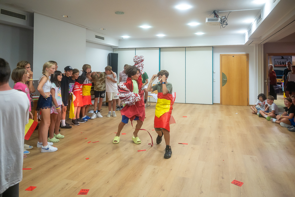 Village Camps International Summer Camp Zell am See, Austria 2025-07-26 https://www.villagecamps.com/journals_admin/images/2576-9619-11_07_2023_10th_Day_David8Photography_211.jpg