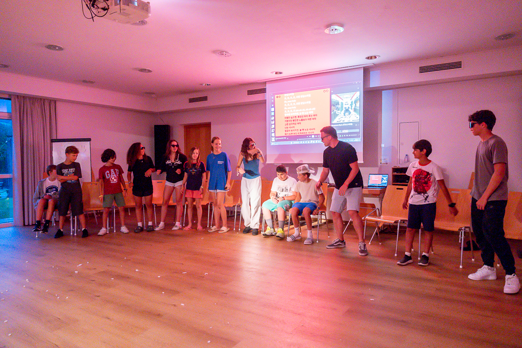 Village Camps International Summer Camp Zell am See, Austria 2026-07-05 https://www.villagecamps.com/journals_admin/images/2578-9964-13_07_2023_12th_Day_David8Photography_45.jpg Village Camps International Summer Camp Zell am See, Austria 2026-07-05 https://www.villagecamps.com/journals_admin/images/2578-9964-13_07_2023_12th_Day_David8Photography_45.jpg
