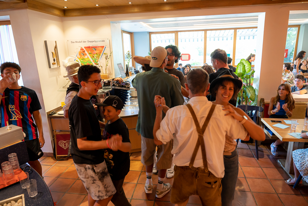 Village Camps International Summer Camp Zell am See, Austria 2025-07-26 https://www.villagecamps.com/journals_admin/images/2579-6436-14_07_2023_13th_Day_66.jpg