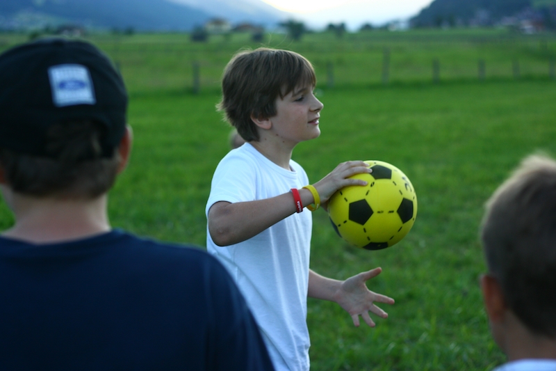 Village Camps International Summer Camp Zell am See, Austria 2026-07-05 https://www.villagecamps.com/journals_admin/images/262-11-VC_2011_Austria_day2_73.jpg