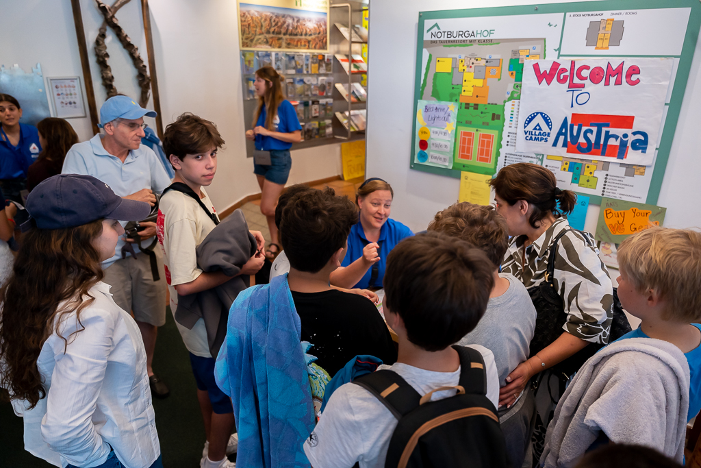 Village Camps International Summer Camp Zell am See, Austria 2025-07-26 https://www.villagecamps.com/journals_admin/images/2652-6381-16_07_2023_1st_day_77.jpg