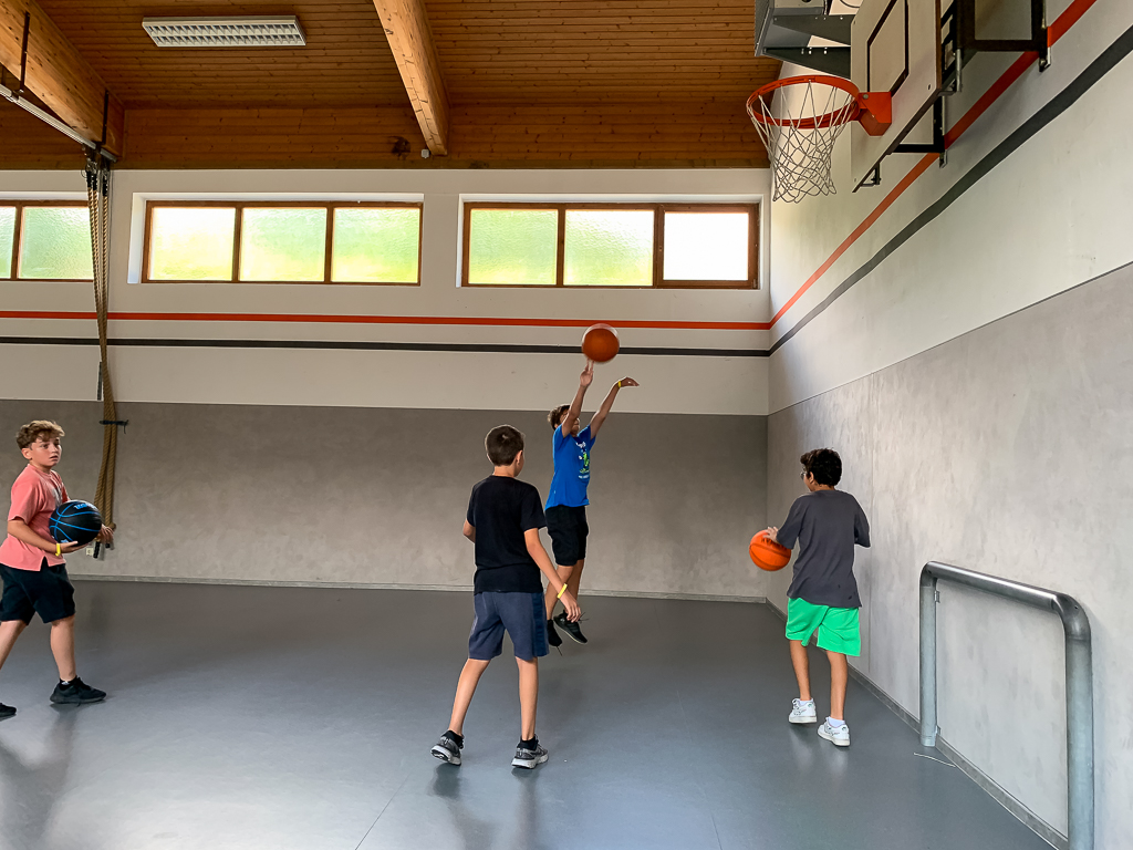 Village Camps International Summer Camp Zell am See, Austria 2025-07-26 https://www.villagecamps.com/journals_admin/images/2653-1513-17_07_2023_2nd_Day_96.jpg