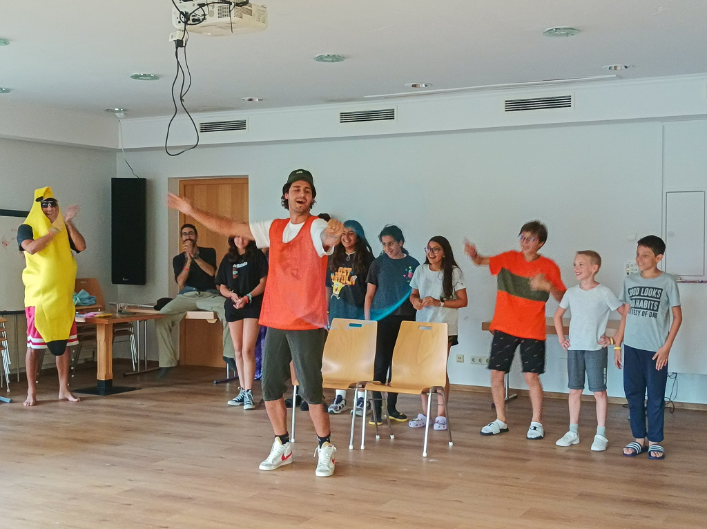 Village Camps International Summer Camp Zell am See, Austria 2026-07-05 https://www.villagecamps.com/journals_admin/images/2655-5676-19_07_2023_4th_Day_14.jpg Village Camps International Summer Camp Zell am See, Austria 2026-07-05 https://www.villagecamps.com/journals_admin/images/2655-5676-19_07_2023_4th_Day_14.jpg