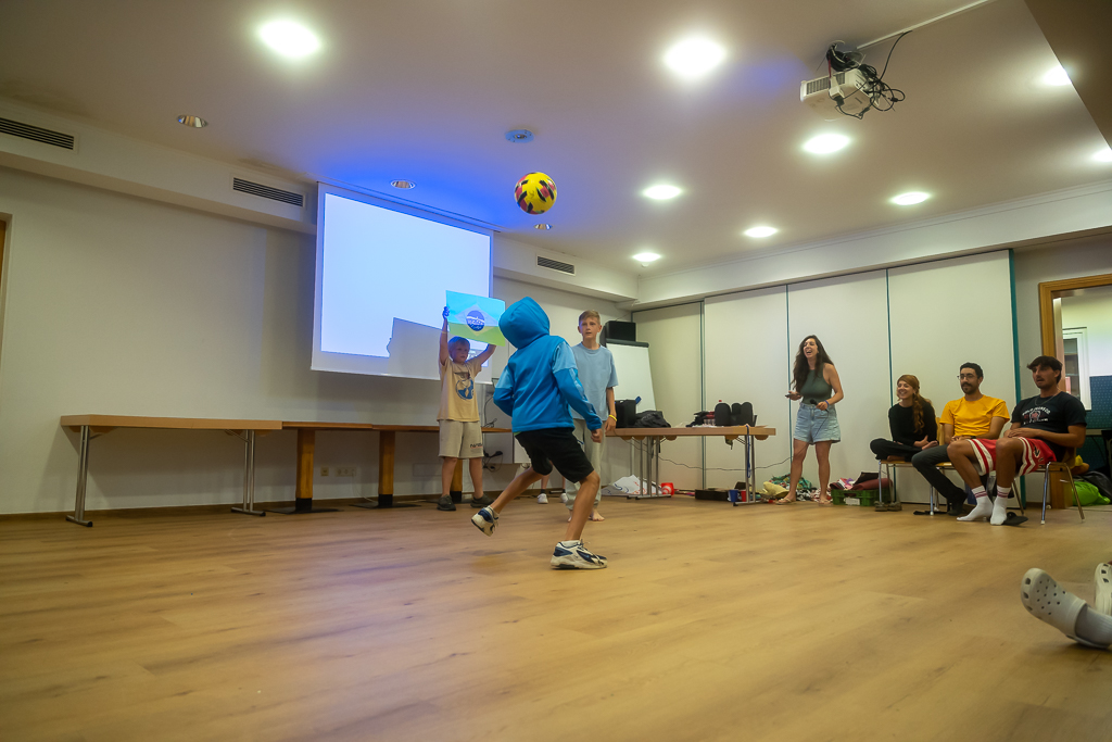 Village Camps International Summer Camp Zell am See, Austria 2026-07-05 https://www.villagecamps.com/journals_admin/images/2661-1731-25_07_2023_10th_Day_172.jpg