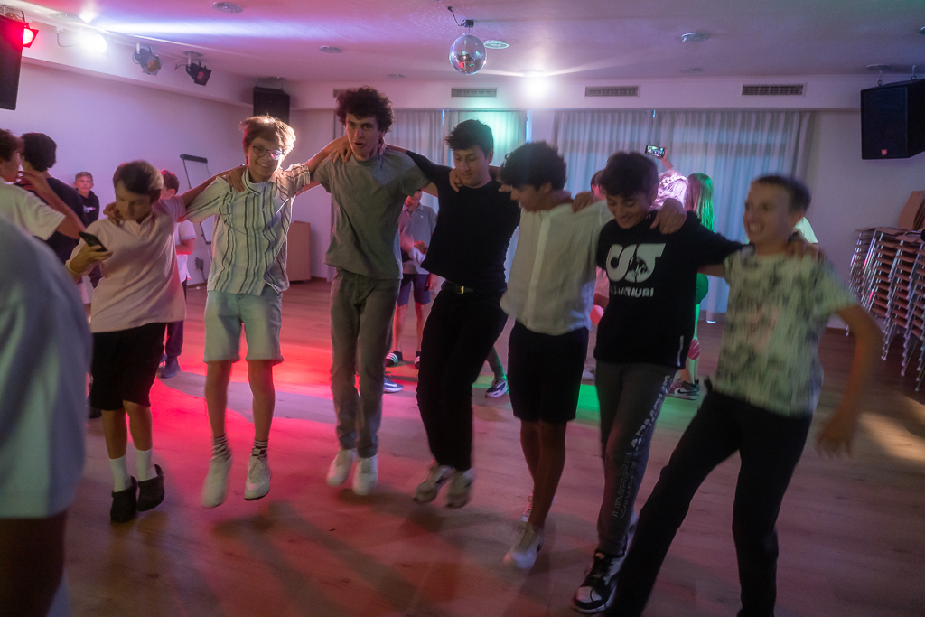 Village Camps International Summer Camp Zell am See, Austria 2025-07-26 https://www.villagecamps.com/journals_admin/images/2664-0596-28_07_2023_13th_Day_106.jpg