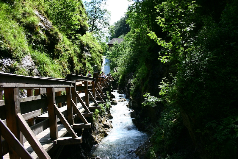 Village Camps International Summer Camp Zell am See, Austria 2025-07-26 https://www.villagecamps.com/journals_admin/images/270-10-VC_2011_Austria_day9_20.jpg