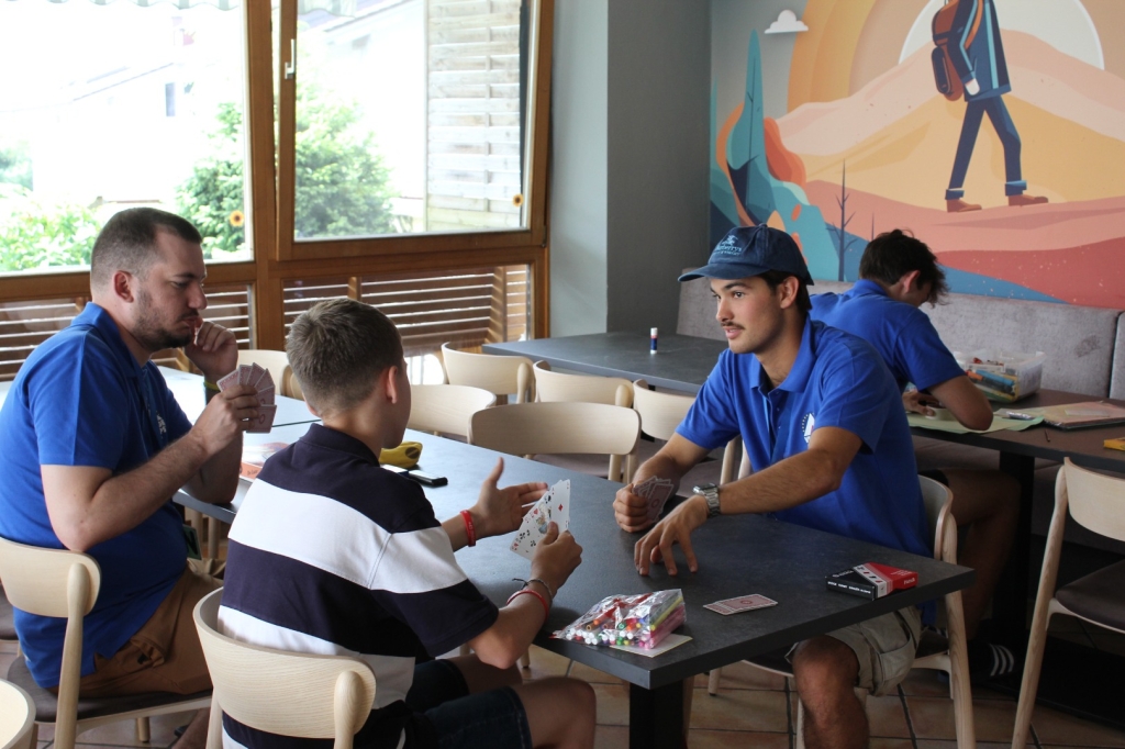 Village Camps International Summer Camp Zell am See, Austria 2025-07-26 https://www.villagecamps.com/journals_admin/images/2722-5012-IMG_2501.jpg