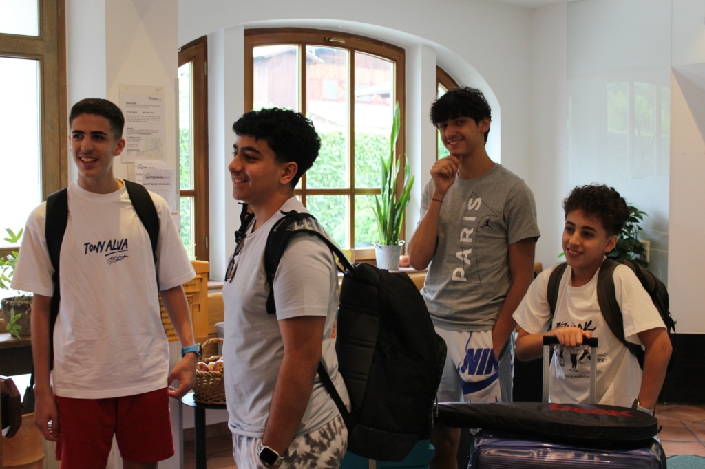 Village Camps International Summer Camp Zell am See, Austria 2025-07-26 https://www.villagecamps.com/journals_admin/images/2722-5023-IMG_2535.jpg