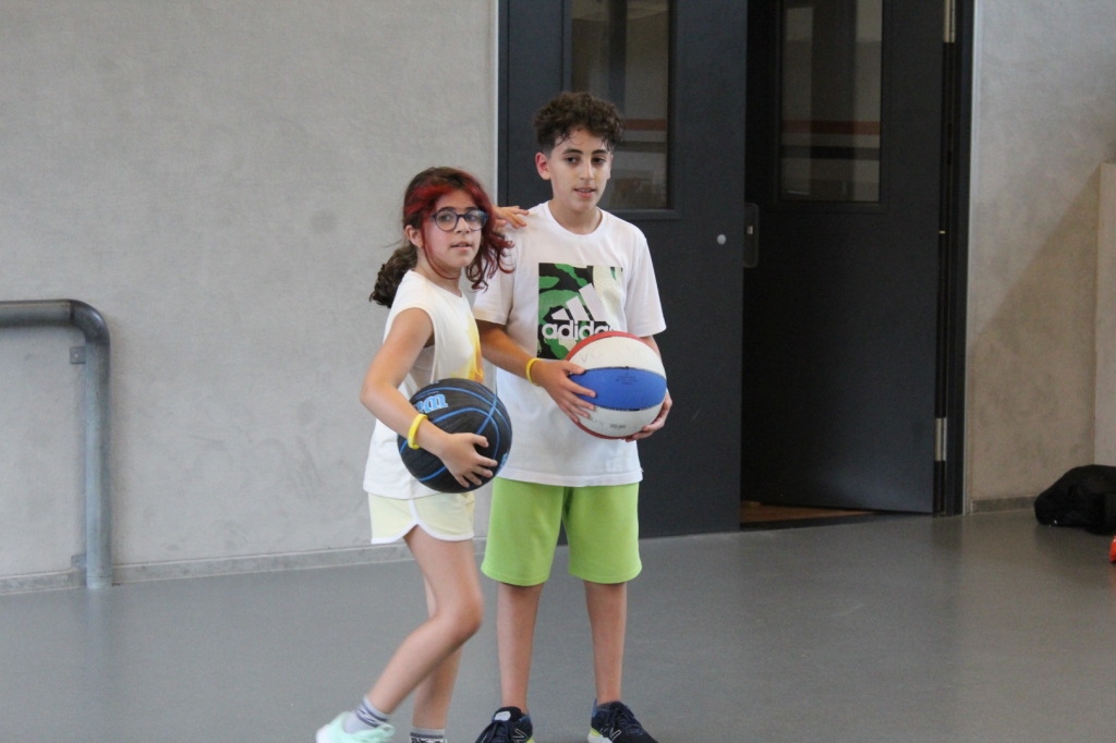 Village Camps International Summer Camp Zell am See, Austria 2025-07-26 https://www.villagecamps.com/journals_admin/images/2723-1383-IMG_3027.jpg