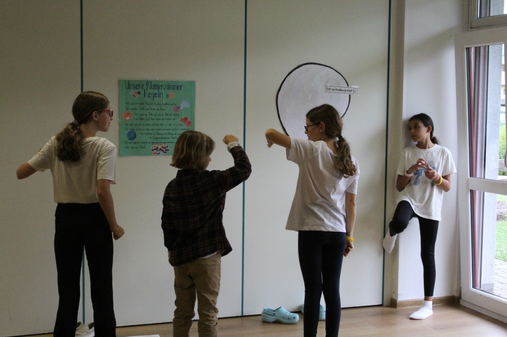 Village Camps International Summer Camp Zell am See, Austria 2025-07-26 https://www.villagecamps.com/journals_admin/images/2723-1383-IMG_3077.jpg