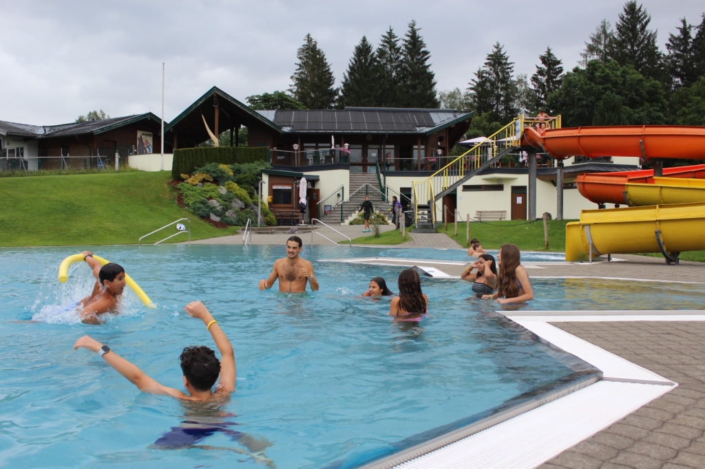 Village Camps International Summer Camp Zell am See, Austria 2025-07-26 https://www.villagecamps.com/journals_admin/images/2724-6108-IMG_3414.jpg