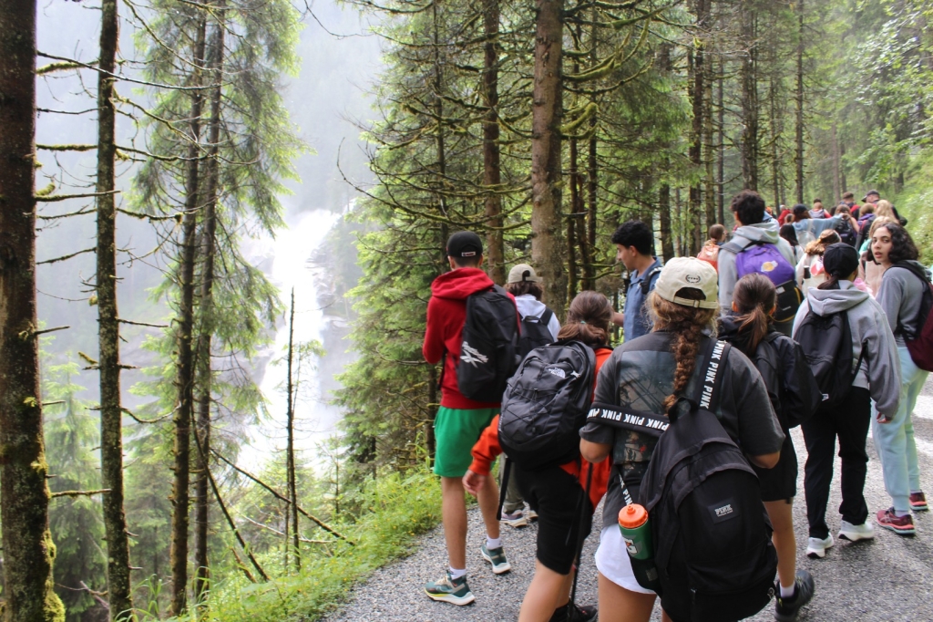 Village Camps International Summer Camp Zell am See, Austria 2025-07-26 https://www.villagecamps.com/journals_admin/images/2726-5044-IMG_4938.jpg