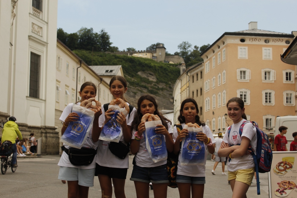 Village Camps International Summer Camp Zell am See, Austria 2025-07-26 https://www.villagecamps.com/journals_admin/images/2732-9672-_MG_7970.jpg