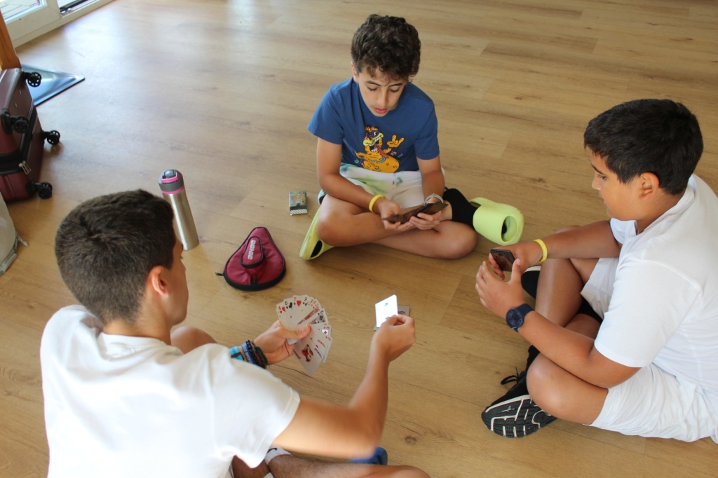 Village Camps International Summer Camp Zell am See, Austria 2025-07-26 https://www.villagecamps.com/journals_admin/images/2735-2759-IMG_8804.jpg