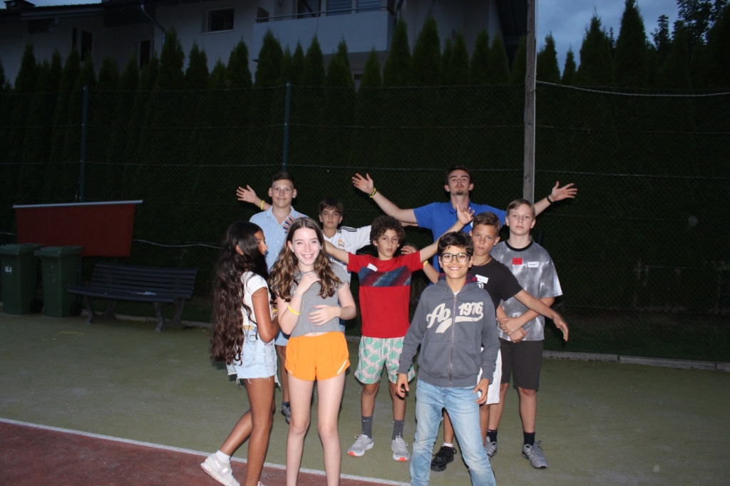 Village Camps International Summer Camp Zell am See, Austria 2025-07-26 https://www.villagecamps.com/journals_admin/images/2778-7435-IMG_9273.jpg