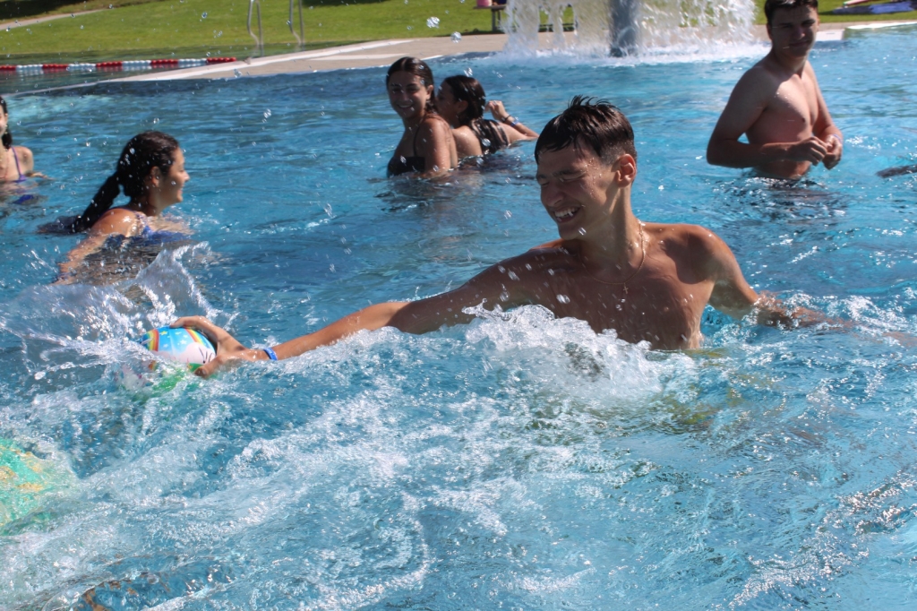 Village Camps International Summer Camp Zell am See, Austria 2025-07-26 https://www.villagecamps.com/journals_admin/images/2779-8405-IMG_9509.jpg