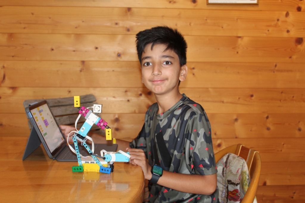 Village Camps International Summer Camp Zell am See, Austria 2025-07-26 https://www.villagecamps.com/journals_admin/images/2780-1842-IMG_0574.jpg